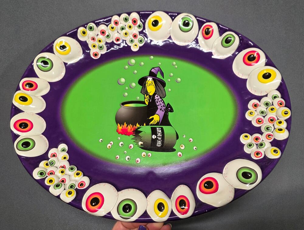 Vintage Halloween Candy Bowl Dish Witch Cauldron Plastic 3D Serving Tray Eyeball
